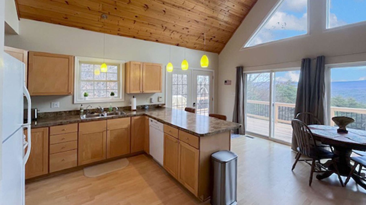 Photo of Kitchen in High View