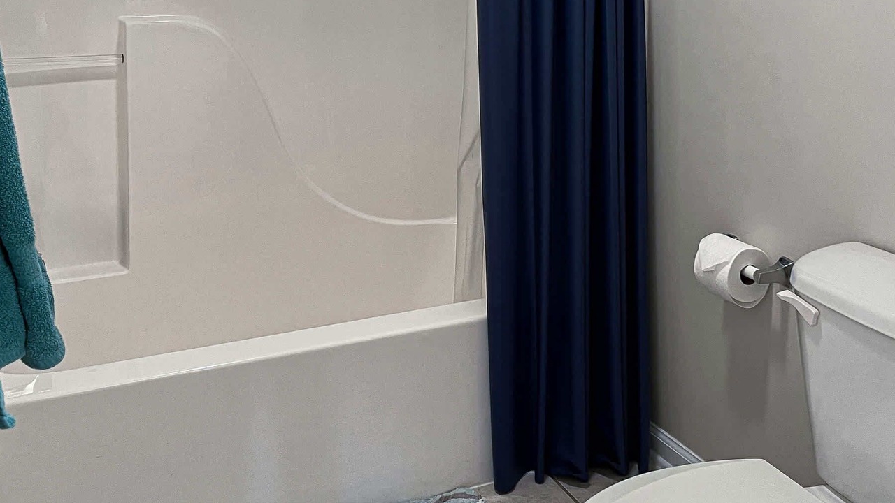 Photo of Bathroom in High View