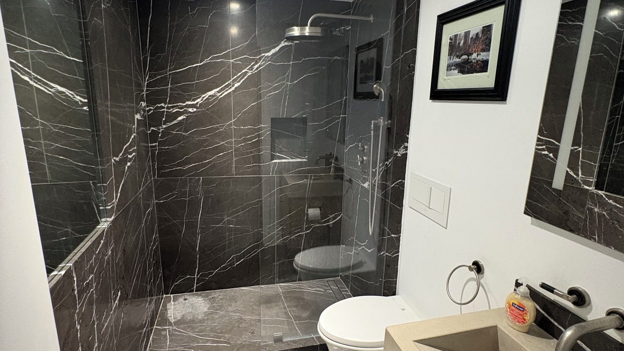 Photo of Bathroom in Fillmore District