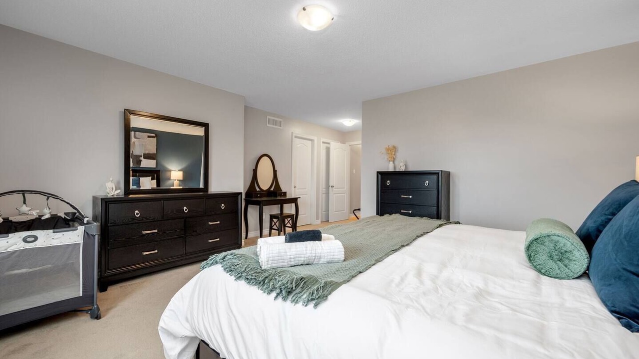 Photo of Bedroom in Ottawa Division