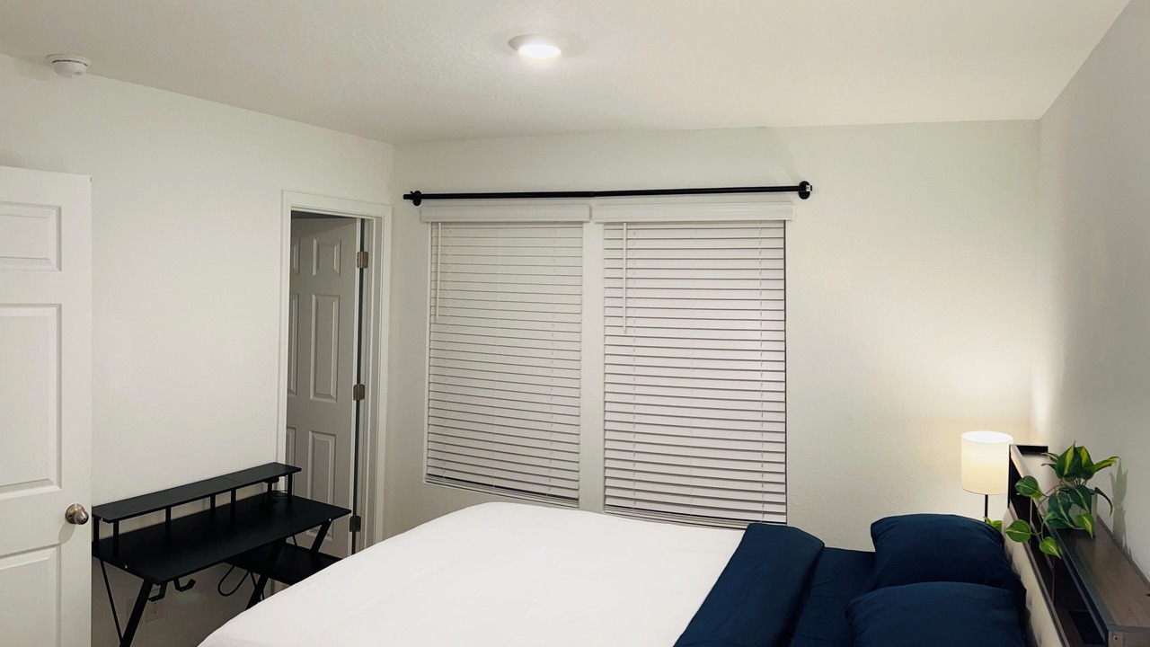 Photo of Bedroom in Baymeadows