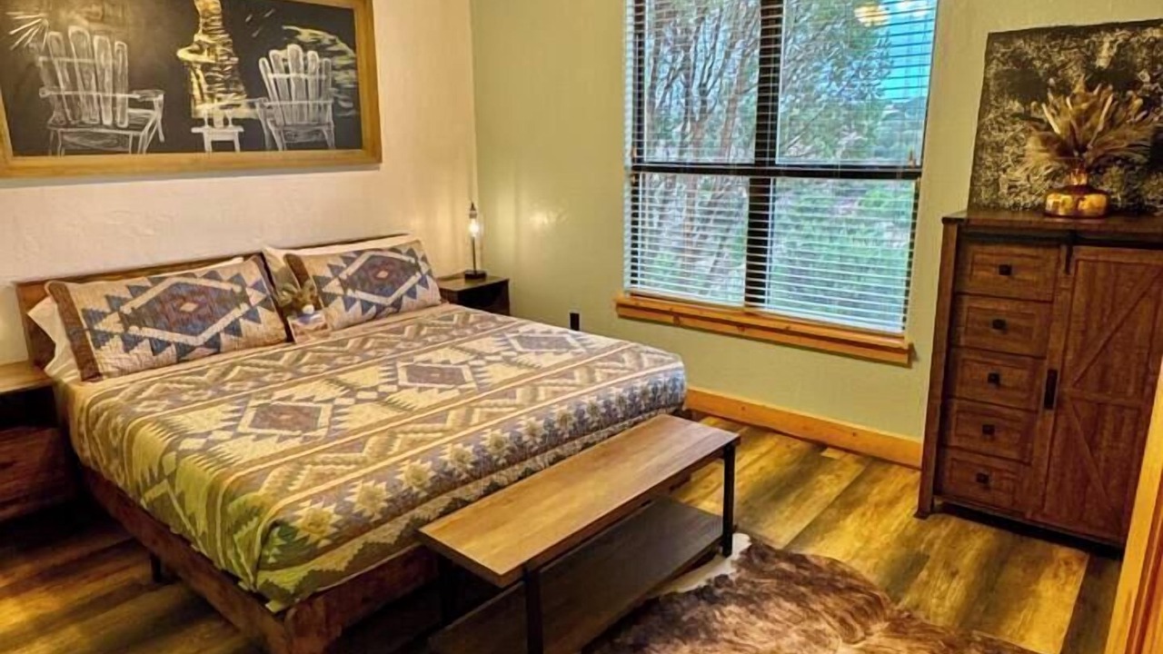 Photo of Bedroom in Canyon