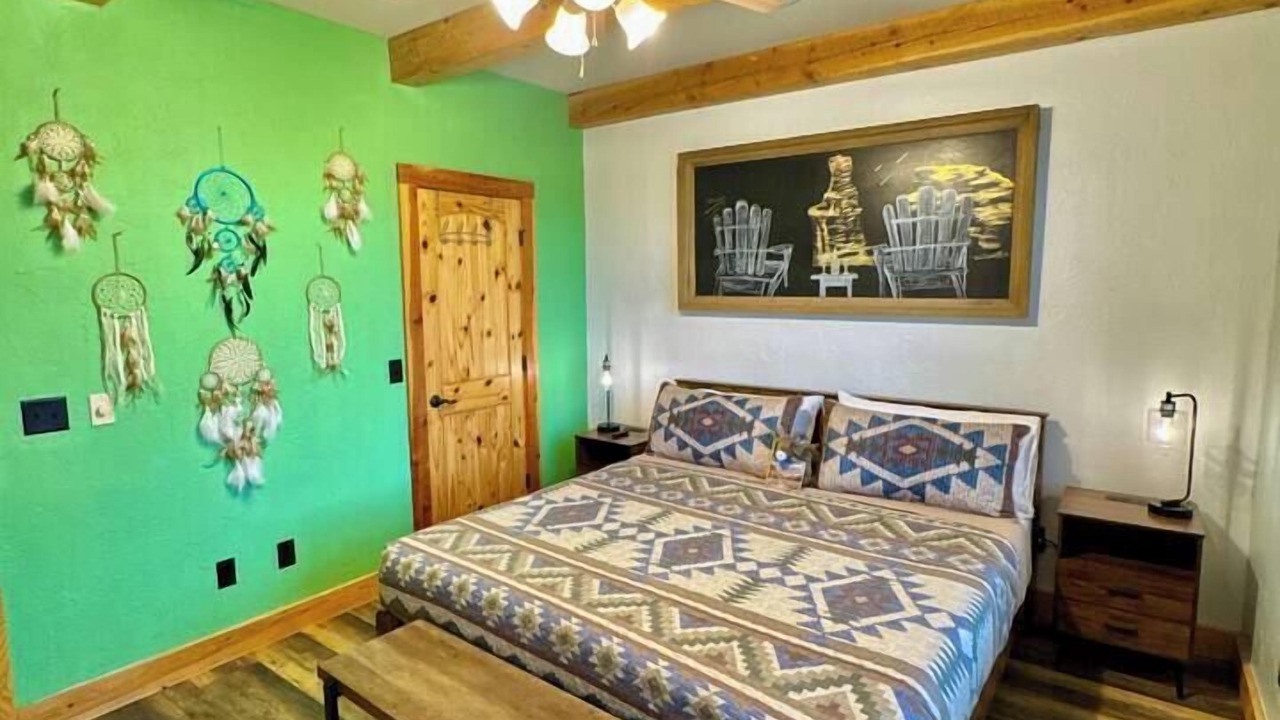 Photo of Bedroom in Canyon