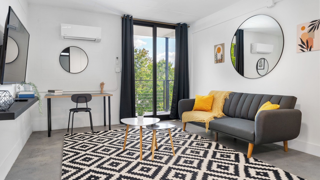 Photo of Livingroom in Virginia Highland