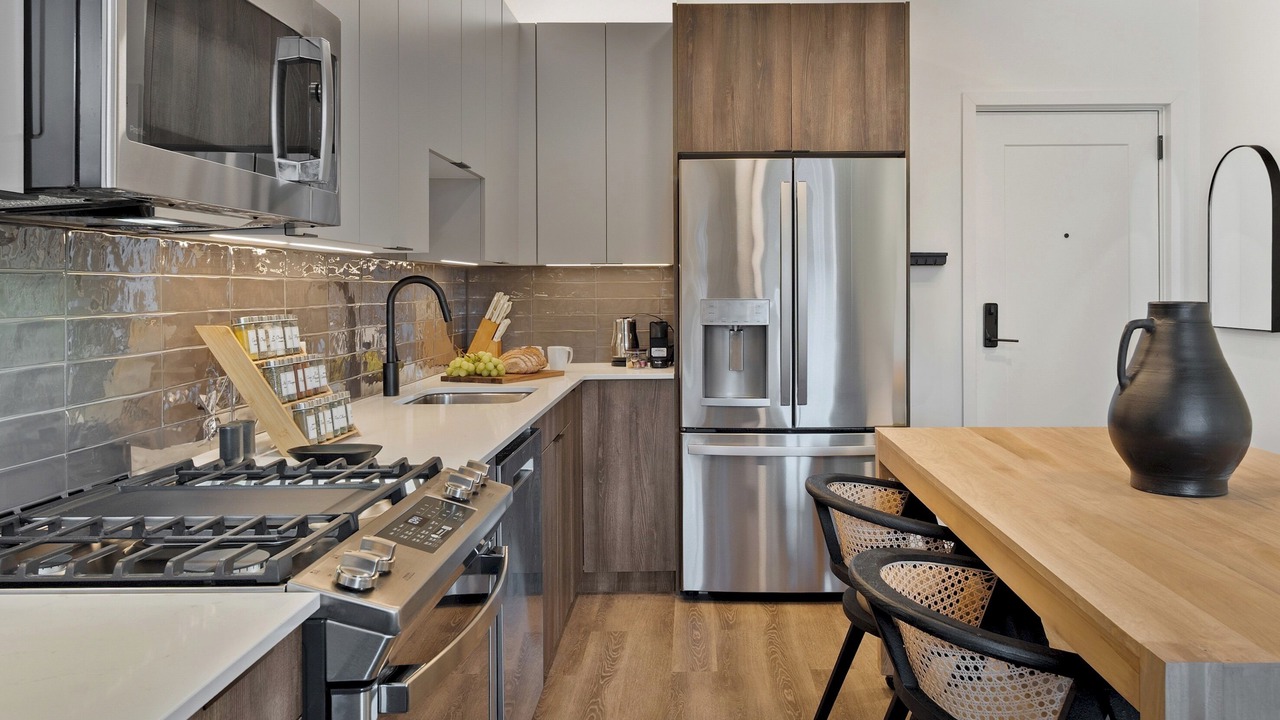 Photo of Others in Everett