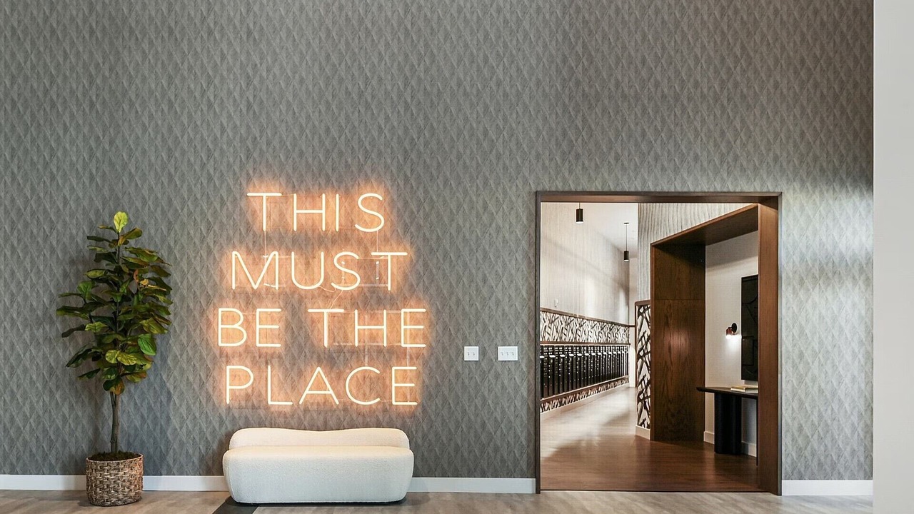 Photo of Others in Everett