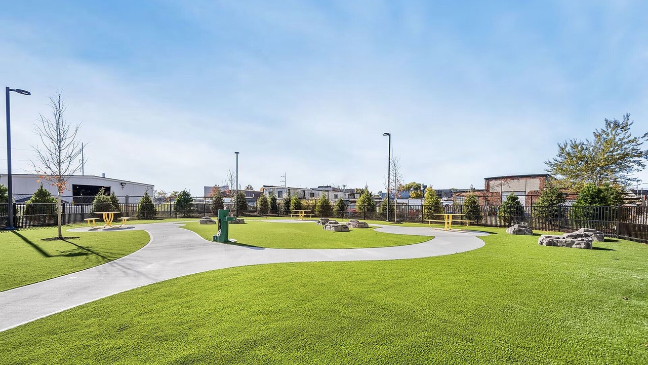 Photo of Others in Everett