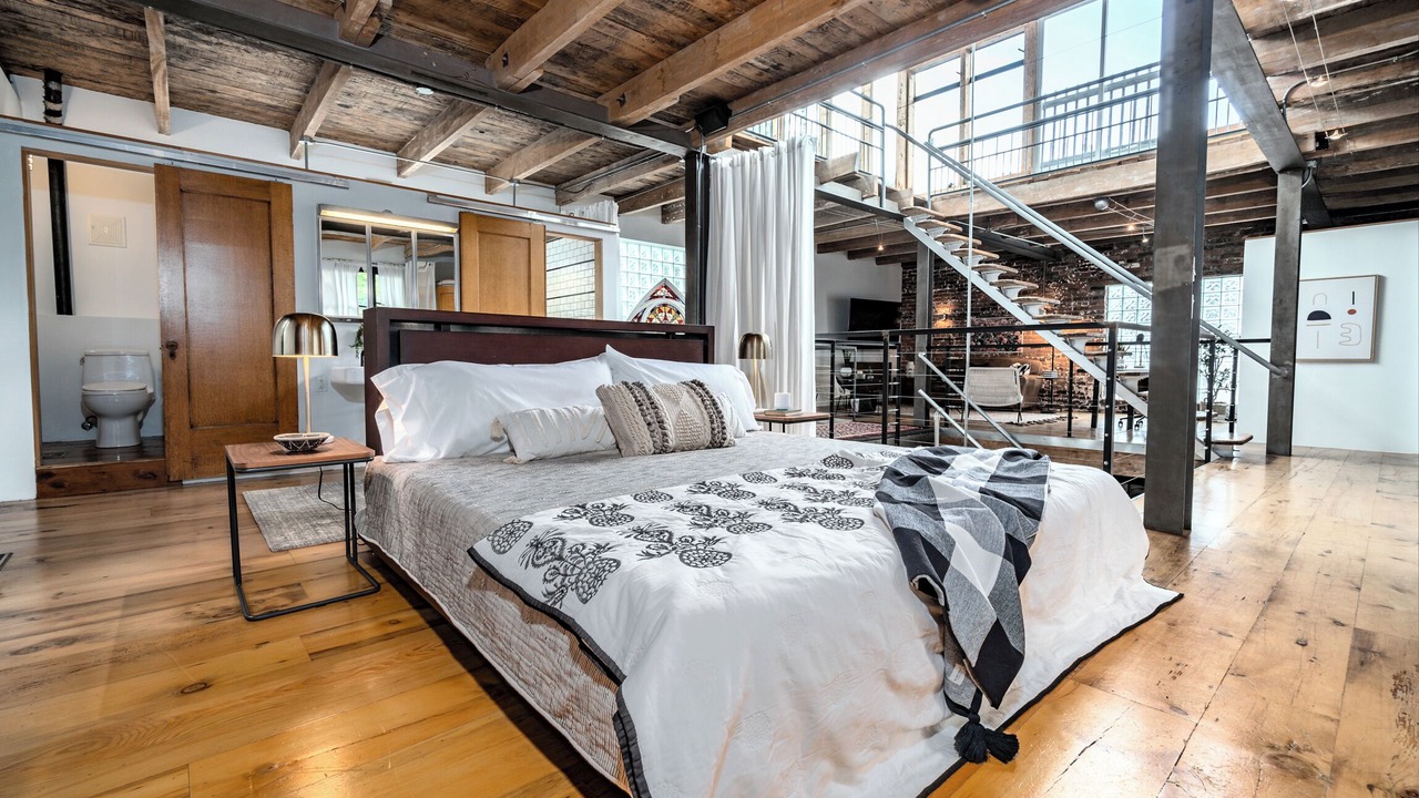 Photo of Bedroom in Leslieville