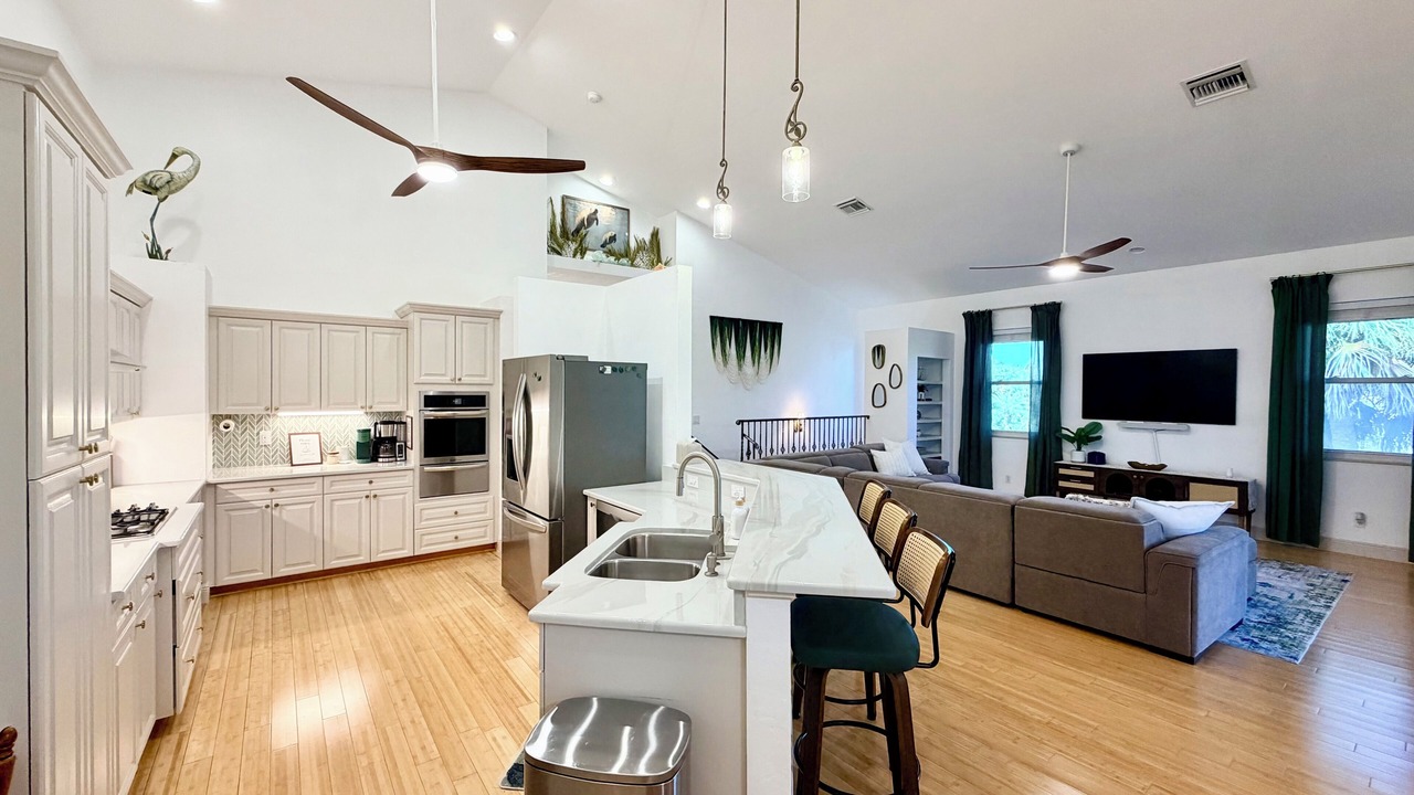 Photo of Bedroom in Bonita Springs