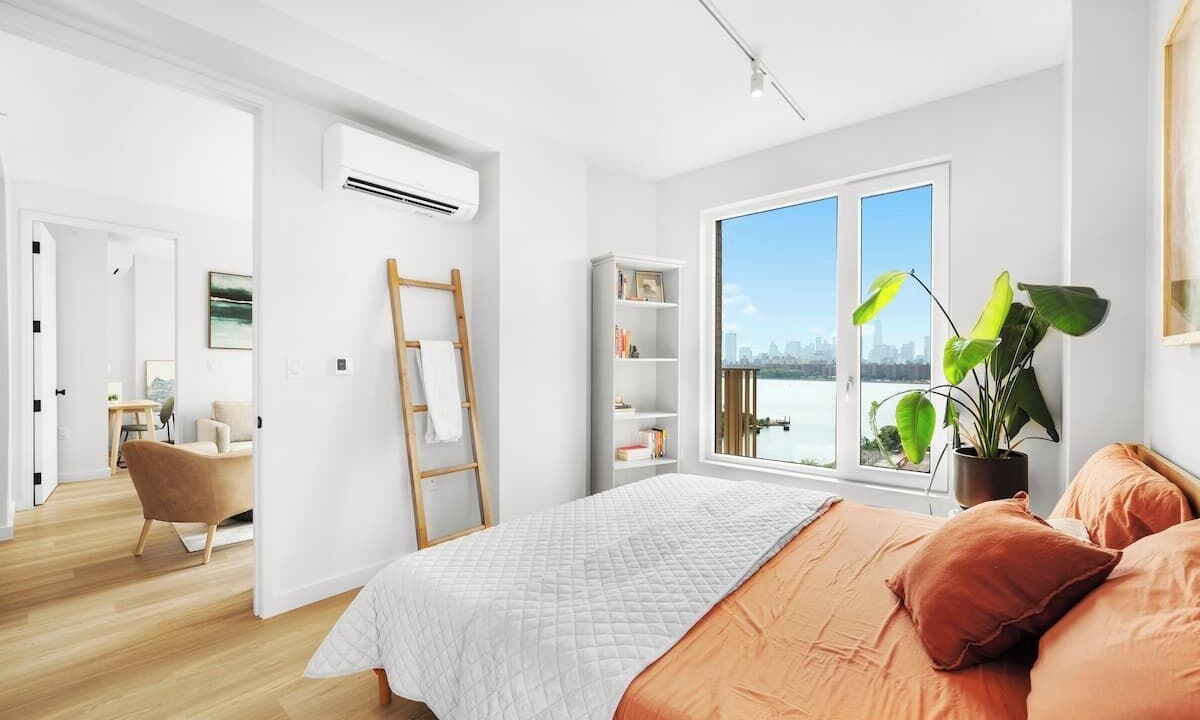 Photo of Bedroom in Greenpoint
