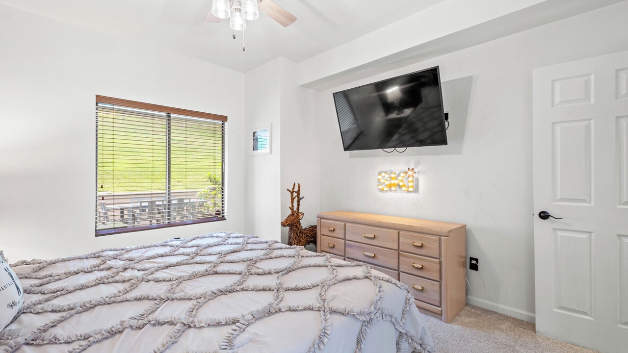Photo of Bedroom in Seven Springs