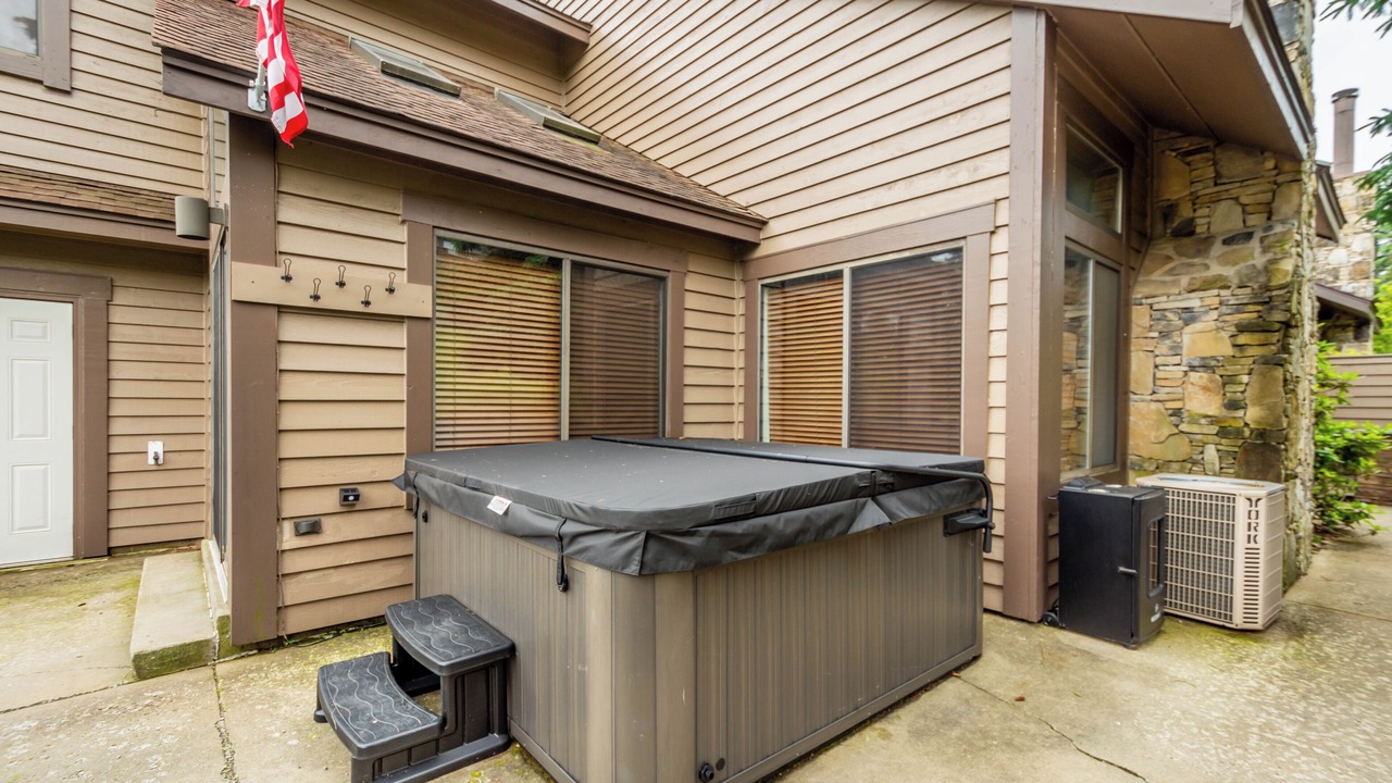 Photo of Patio Balcony in Seven Springs
