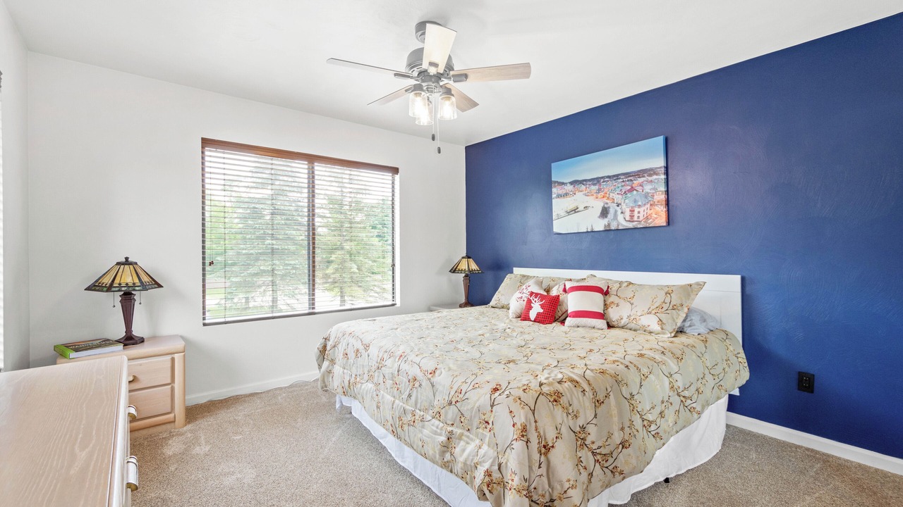 Photo of Bedroom in Seven Springs