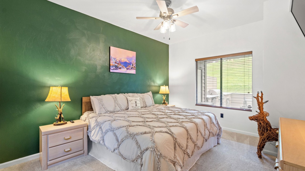 Photo of Bedroom in Seven Springs