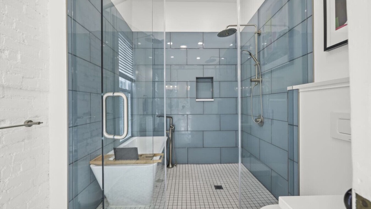 Photo of Bathroom in Olde Towne East