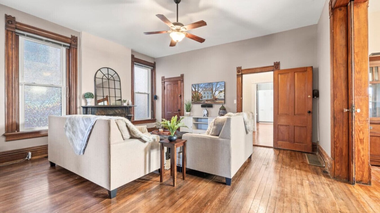 Photo of Livingroom in Olde Towne East