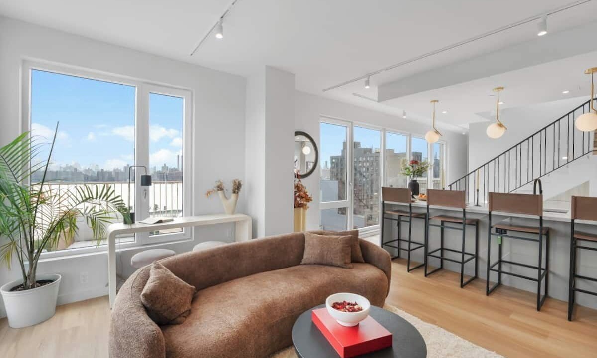 Photo of Livingroom in Greenpoint