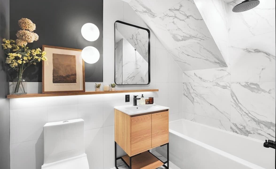 Photo of Bathroom in Greenpoint