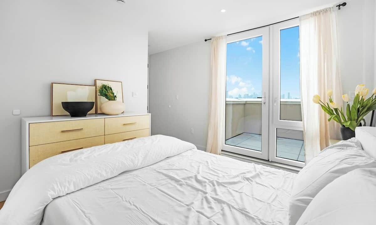 Photo of Bedroom in Greenpoint