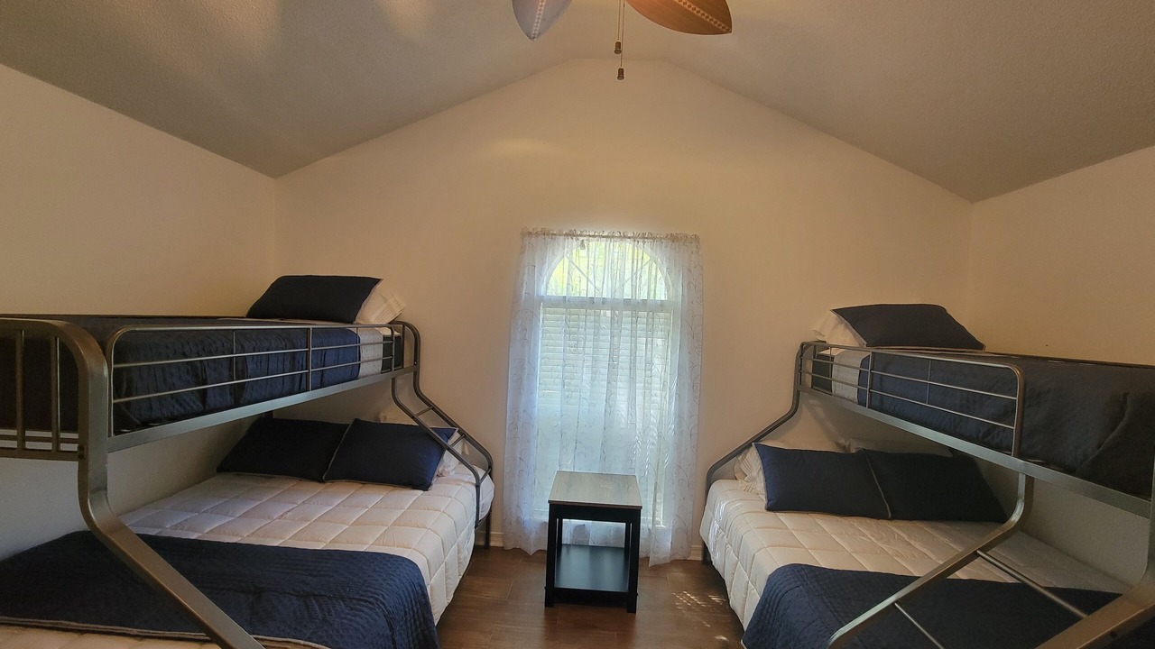 Photo of Bedroom in Gulf Park Estates