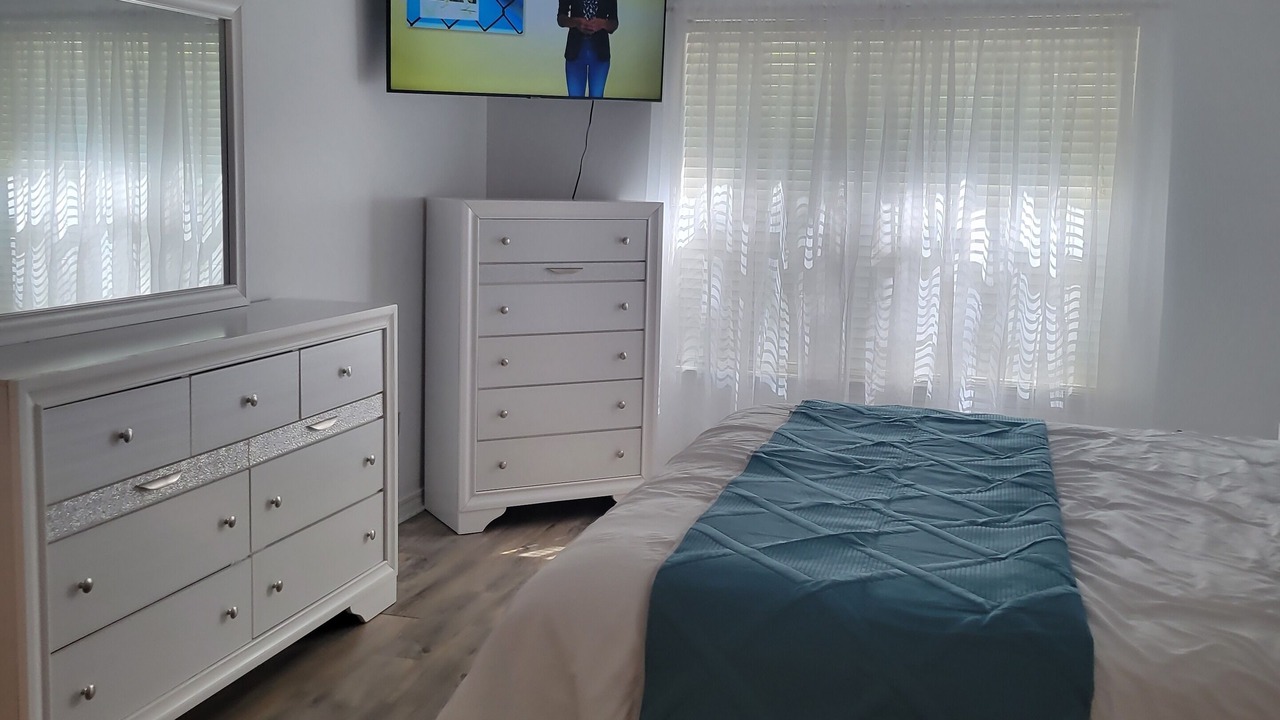 Photo of Bedroom in Gulf Park Estates
