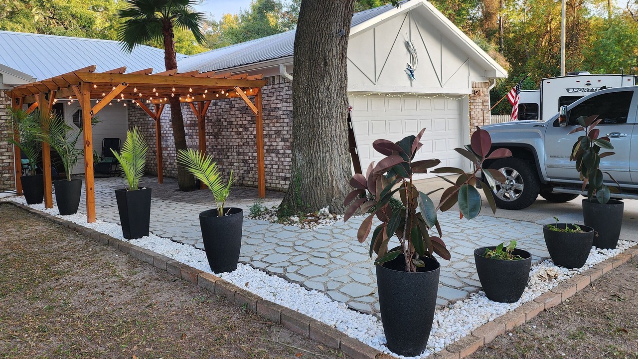 Photo of Others in Gulf Park Estates