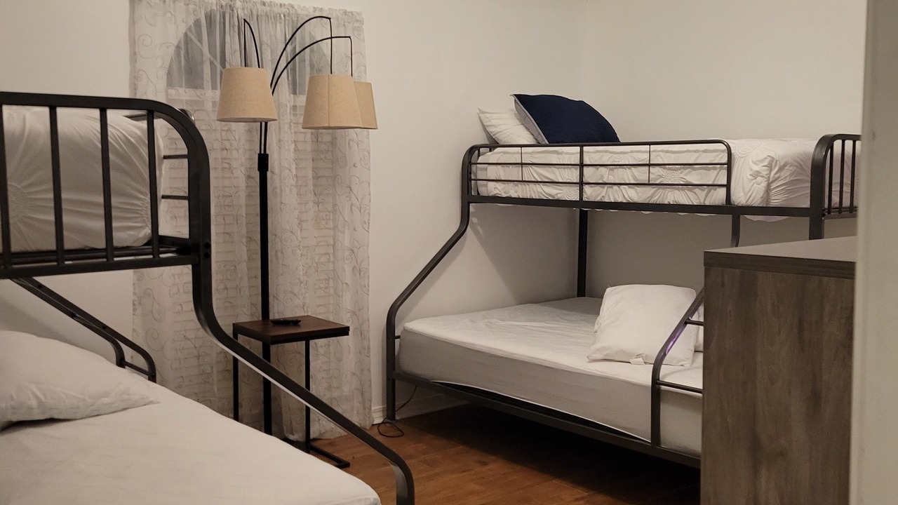 Photo of Bedroom in Gulf Park Estates