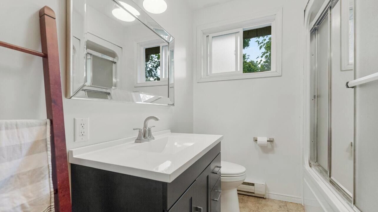 Photo of Bathroom in Wollaston