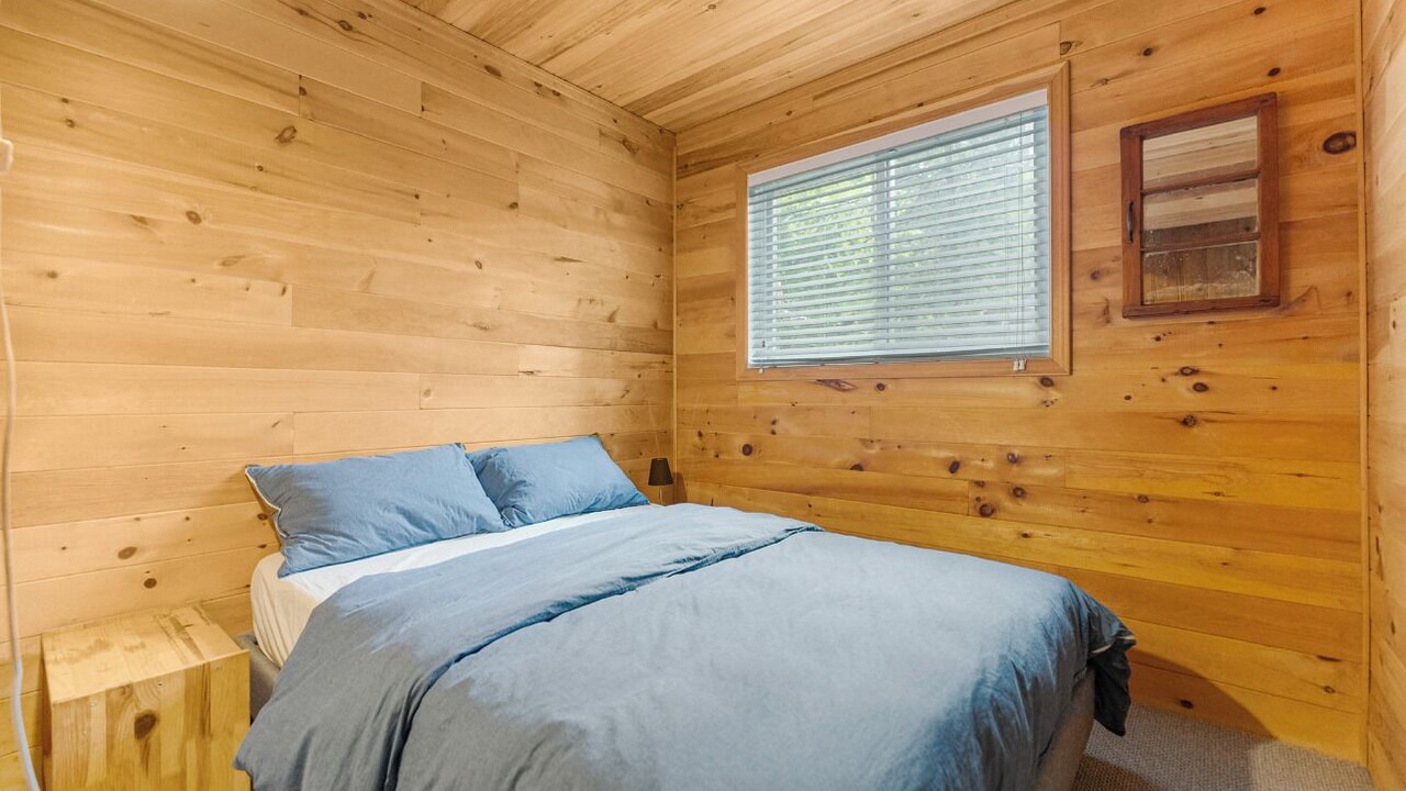 Photo of Bedroom in Wollaston