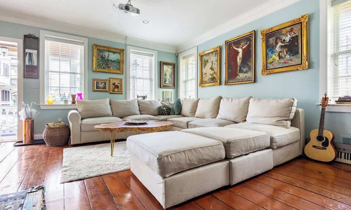 Photo of Livingroom in Lambertville
