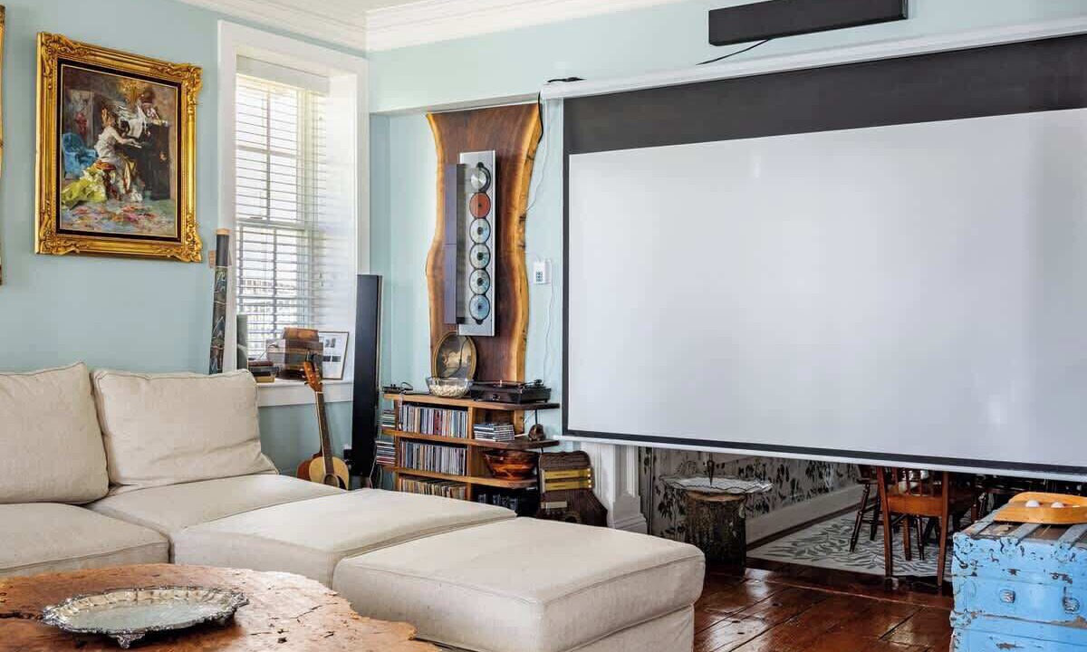 Photo of Livingroom in Lambertville