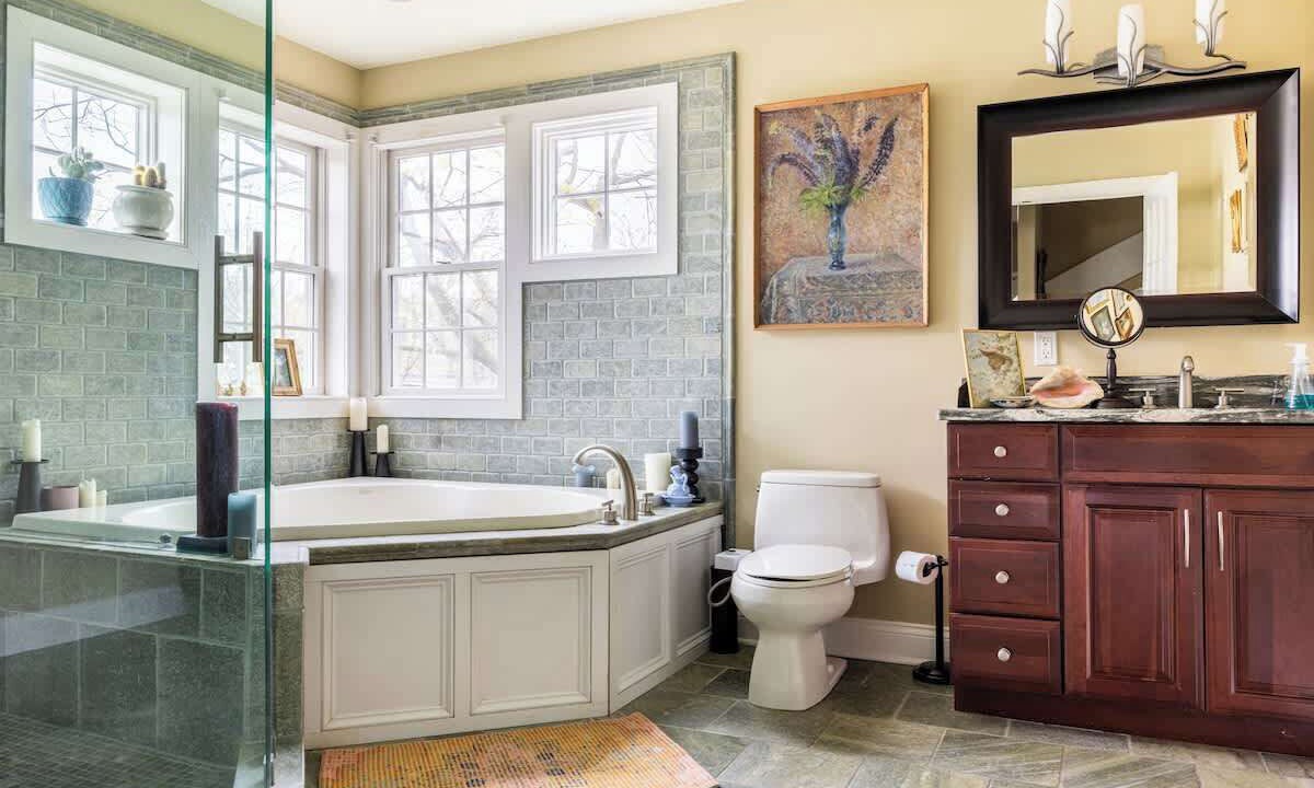 Photo of Bathroom in Lambertville