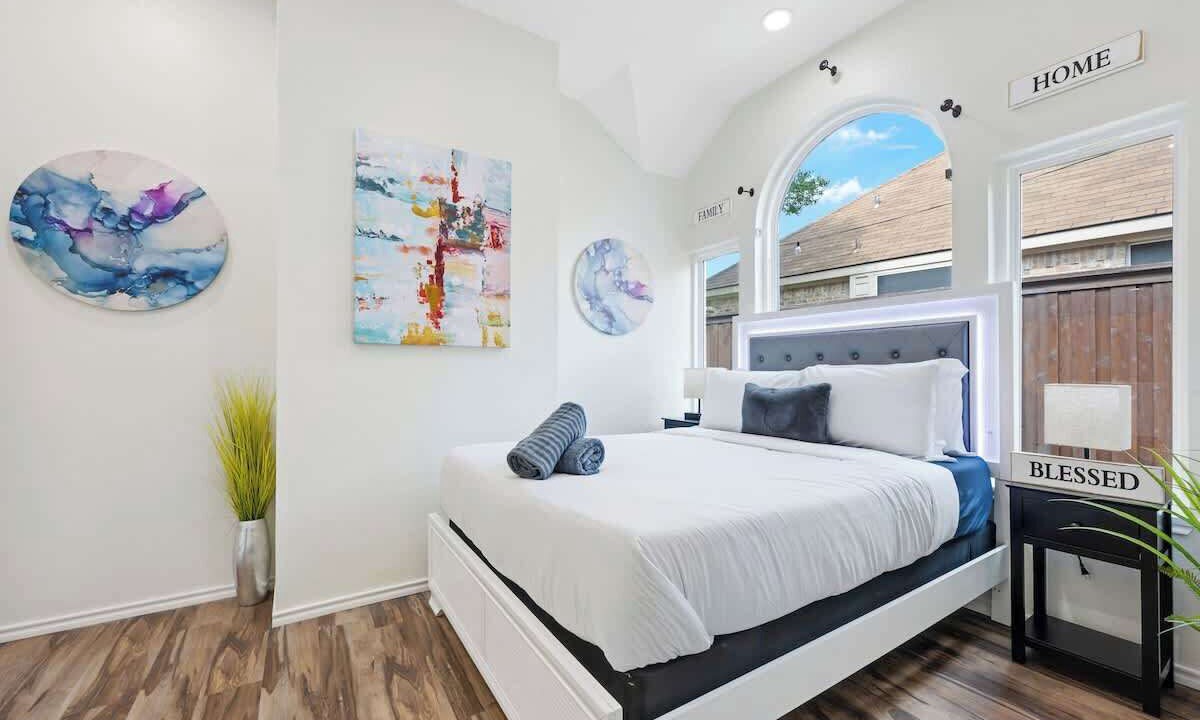 Photo of Bedroom in Allen