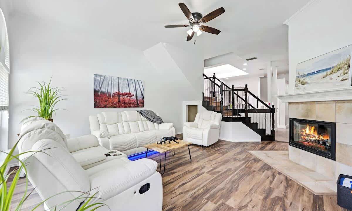 Photo of Livingroom in Allen
