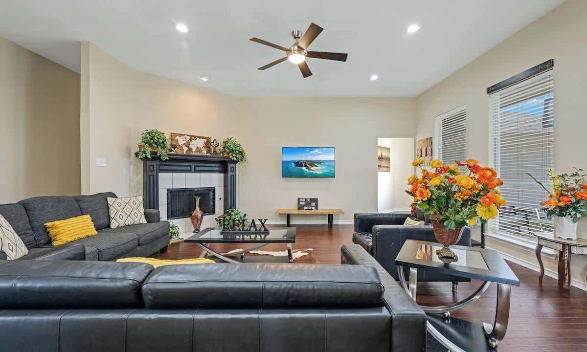 Photo of Livingroom in Murphy
