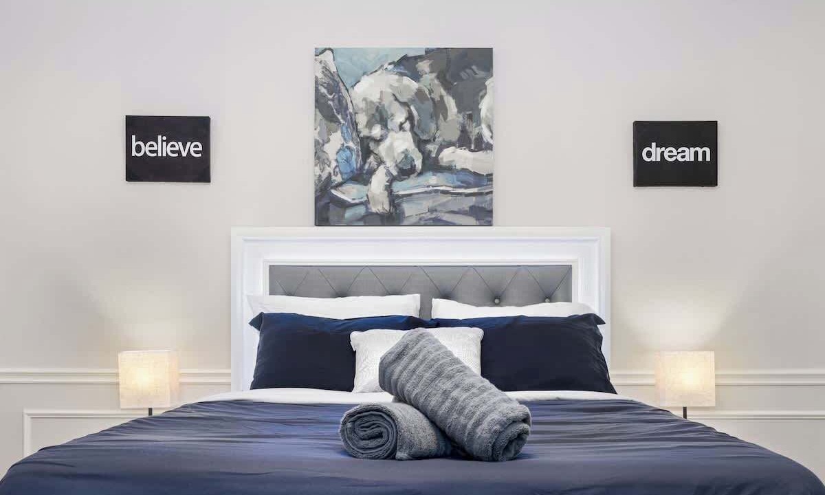 Photo of Bedroom in Allen