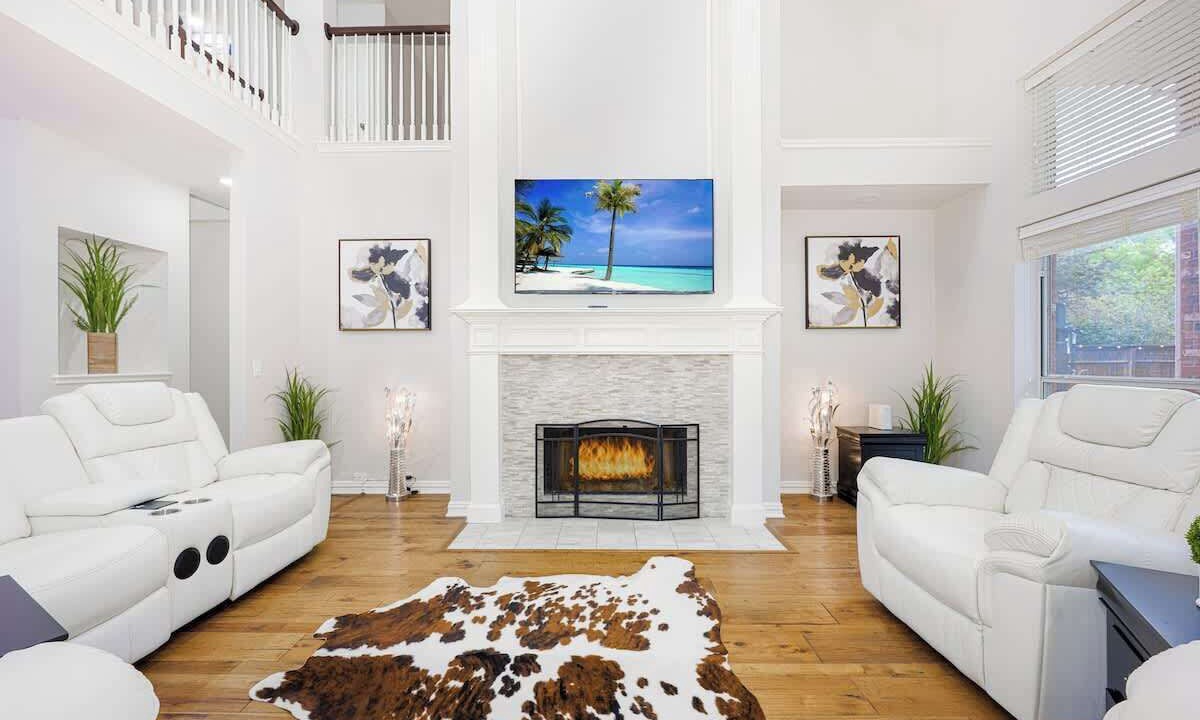 Photo of Livingroom in Allen
