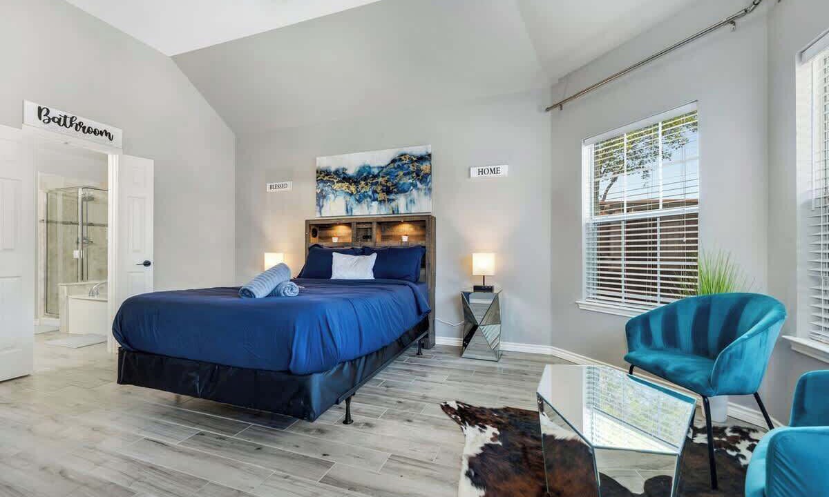 Photo of Bedroom in Allen
