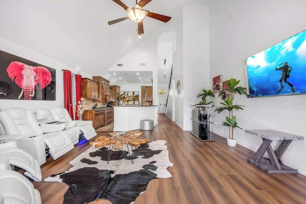 Photo of Livingroom in Allen