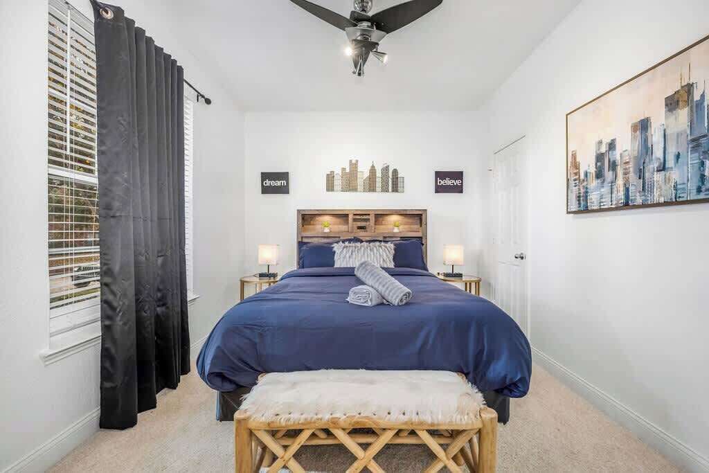Photo of Bedroom in Allen