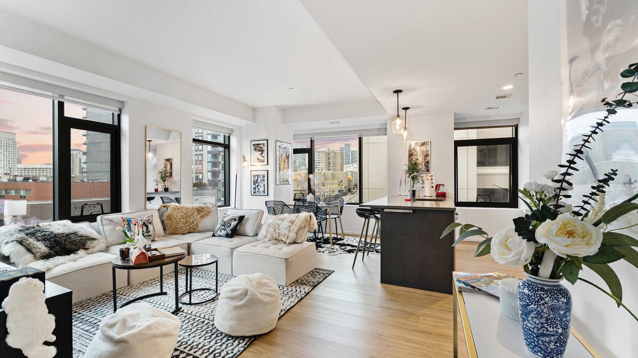 Photo of Livingroom in Shawmut