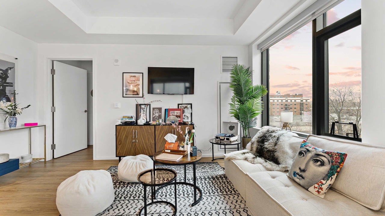 Photo of Livingroom in Shawmut