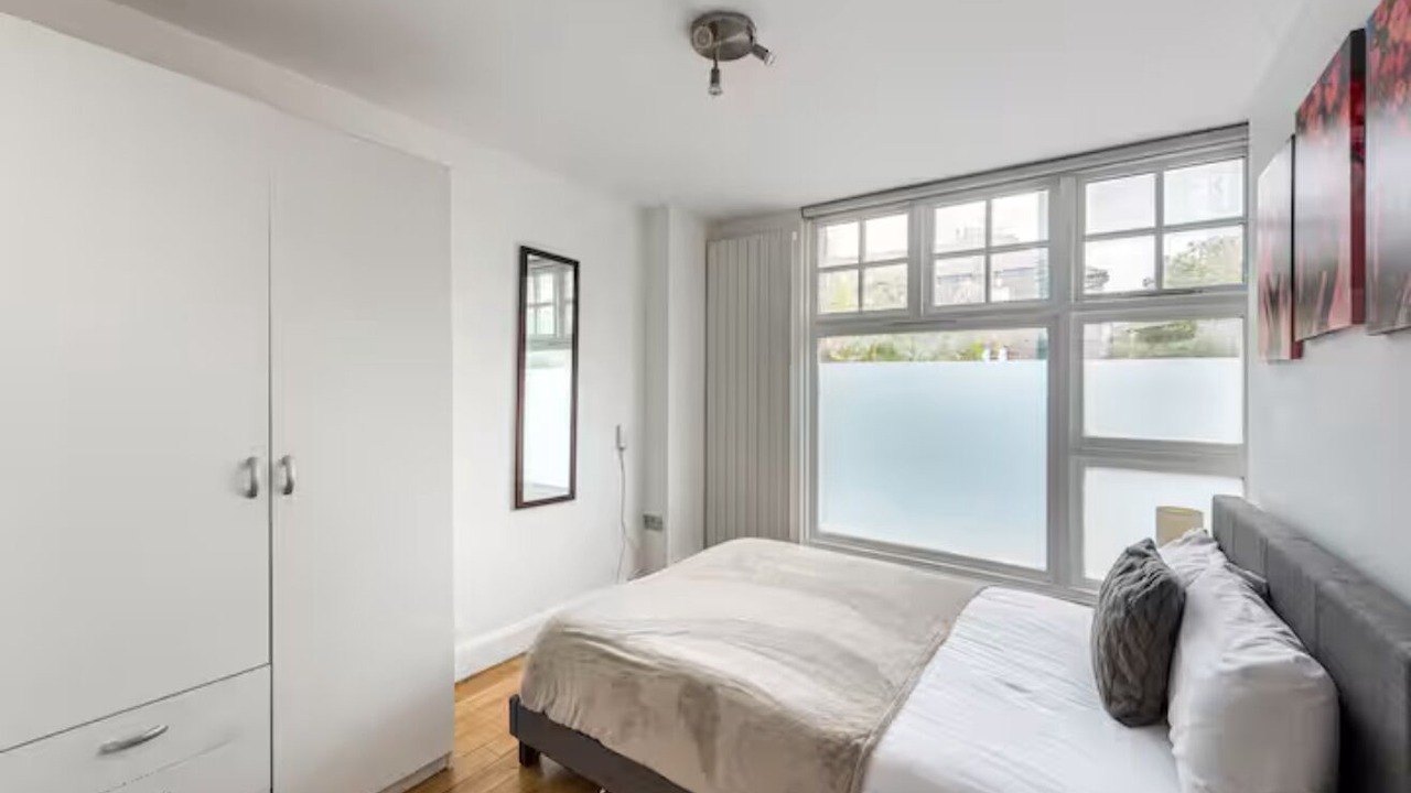 Photo of Bedroom in Latchmere