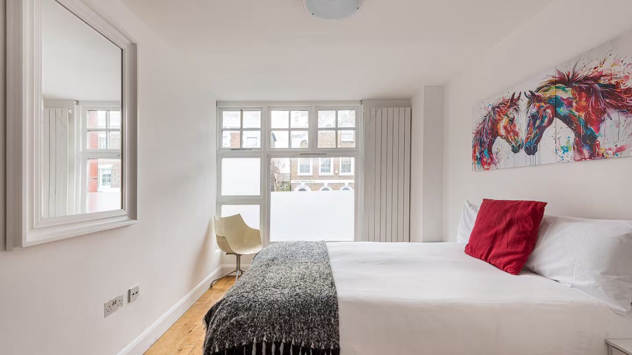 Photo of Bedroom in Latchmere