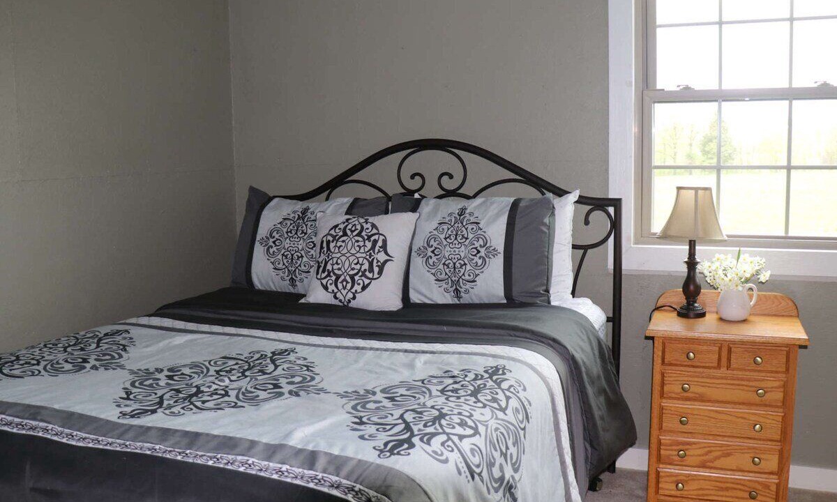 Photo of Bedroom in Advance