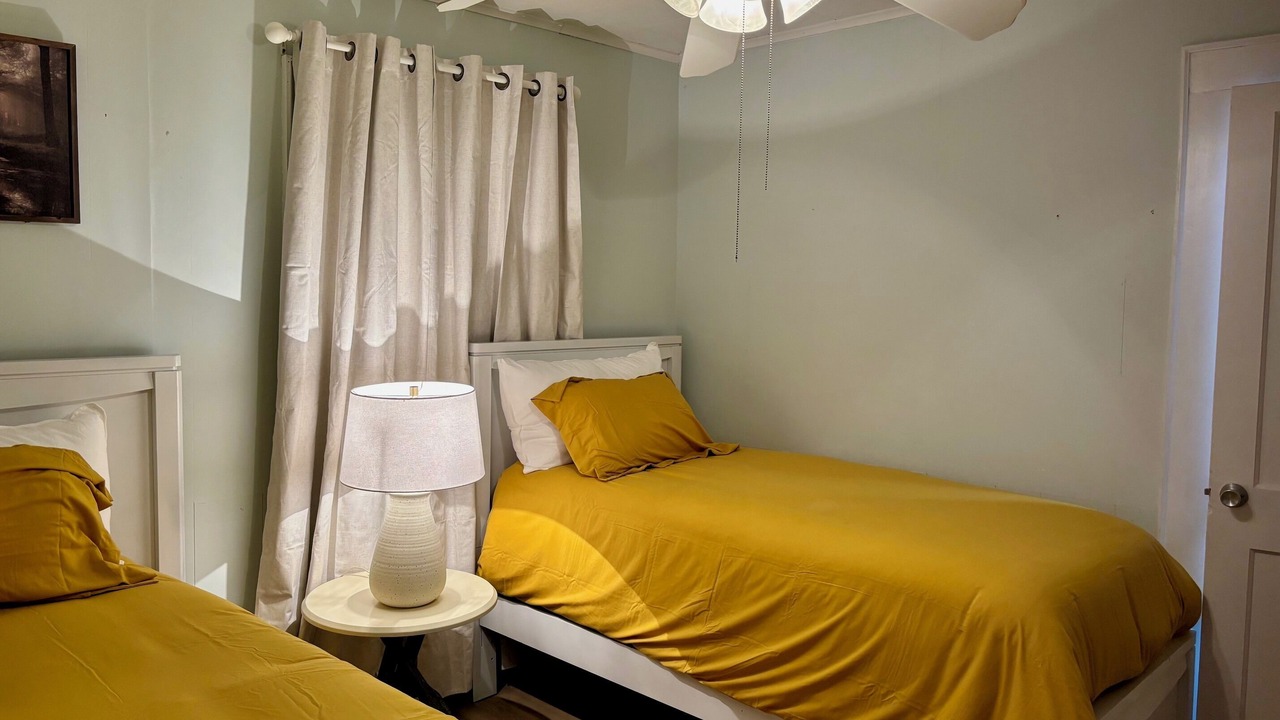 Photo of Bedroom in Roxboro