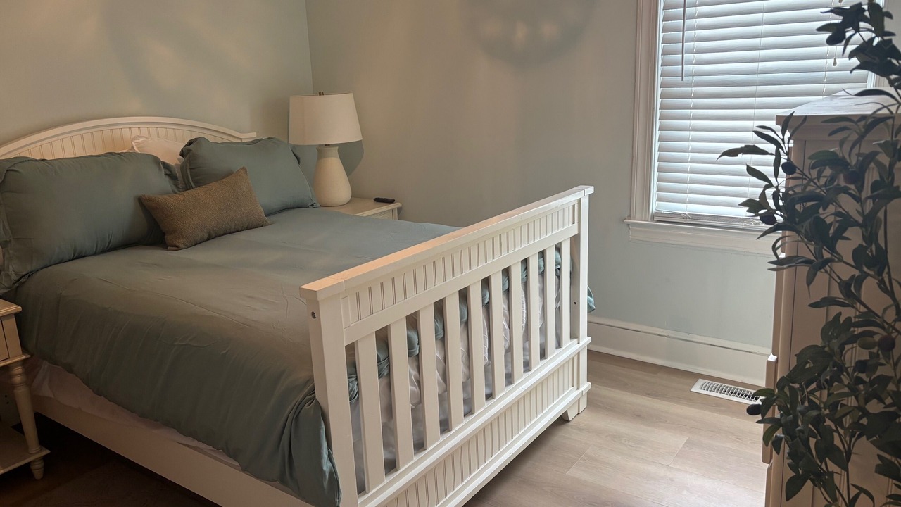 Photo of Bedroom in Roxboro