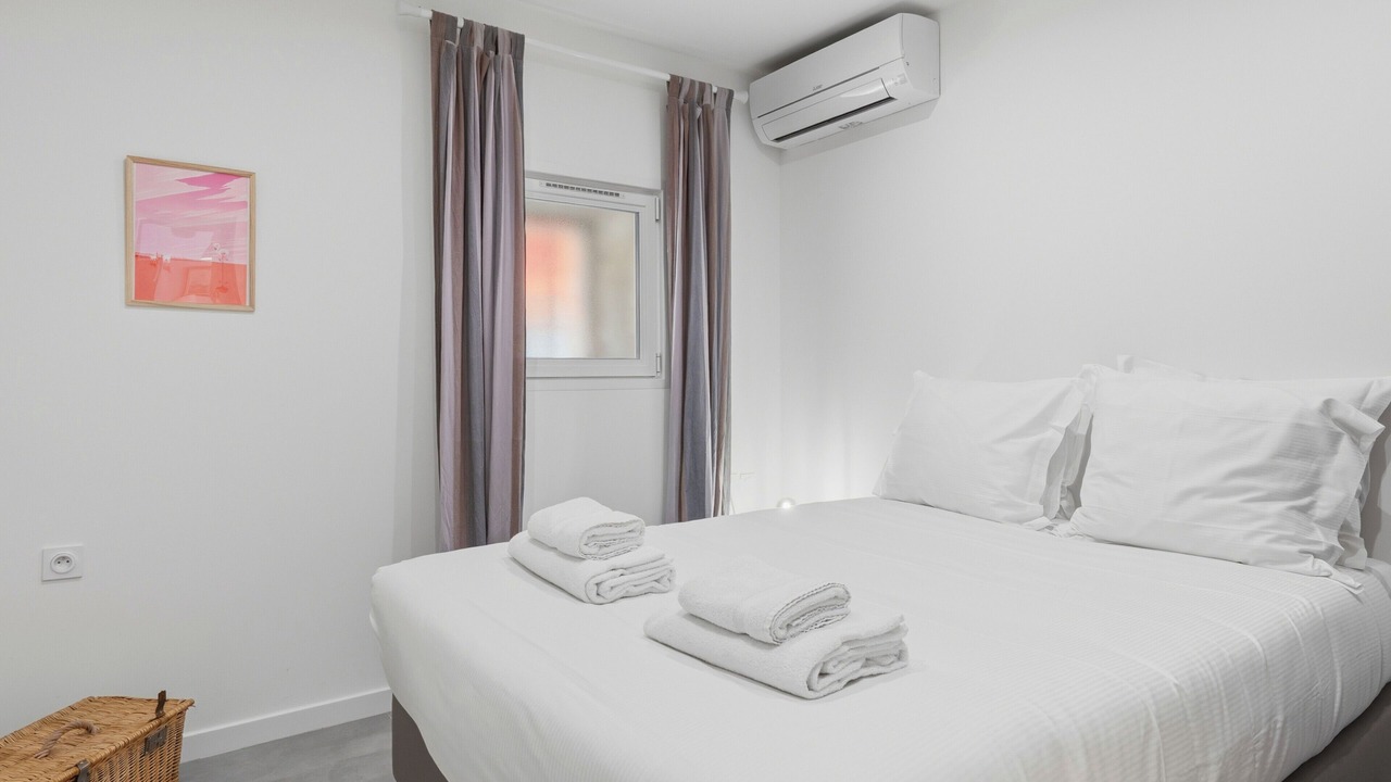 Photo of Bedroom in Saint-Bauzille-de-Montmel