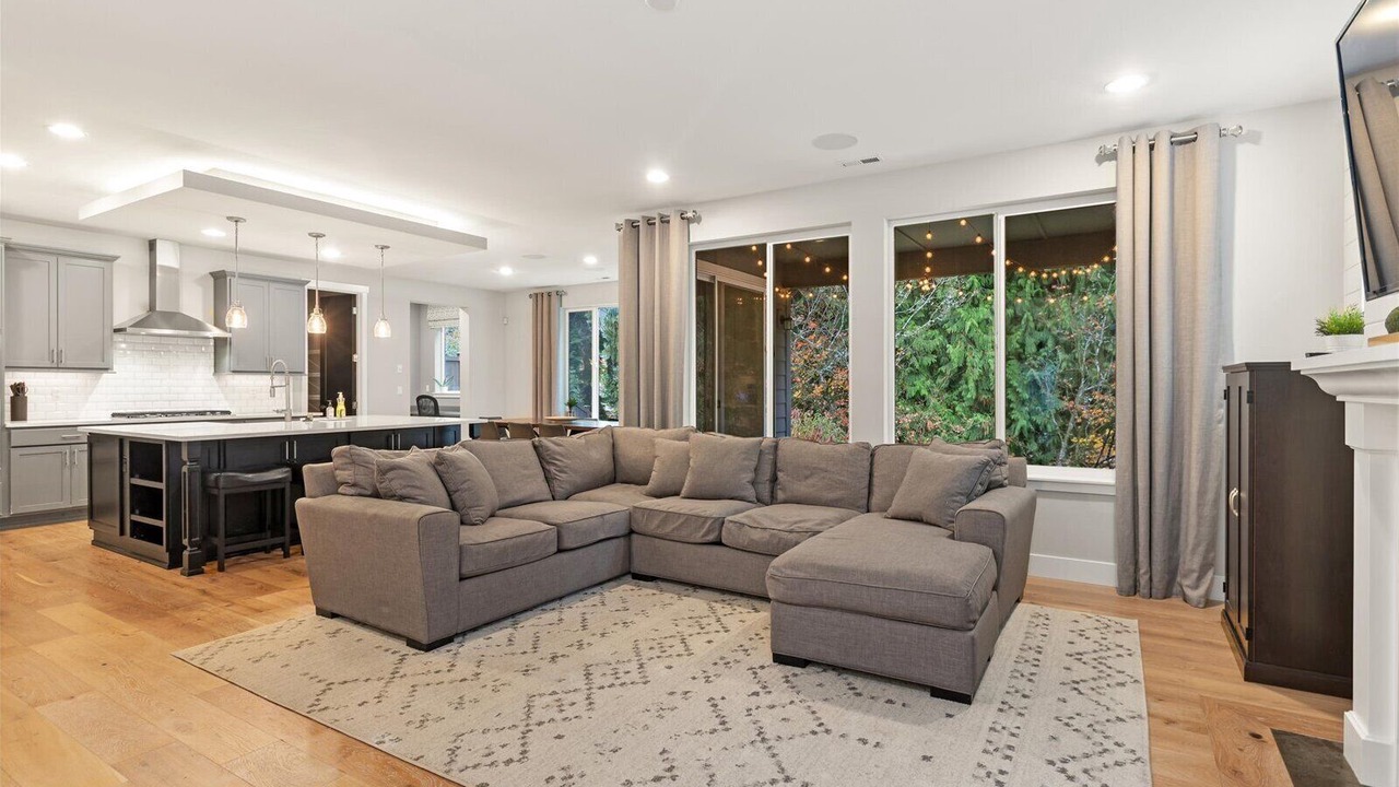 Photo of Livingroom in Monroe