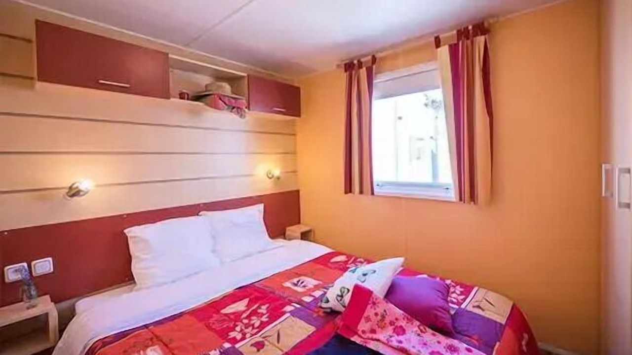 Photo of Bedroom in Pommeuse